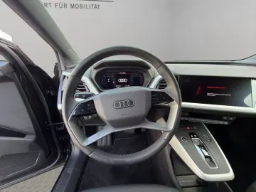 AUDI Q4 45 e-tron quattro Kamera Navi GRA