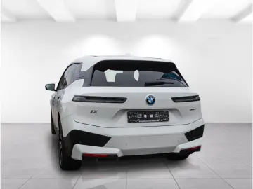 BMW iX xDrive40MSport Navi AHK HUD Leder eSitze RFK
