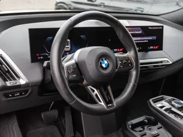 BMW iX xDrive40MSport Navi AHK HUD Leder eSitze RFK