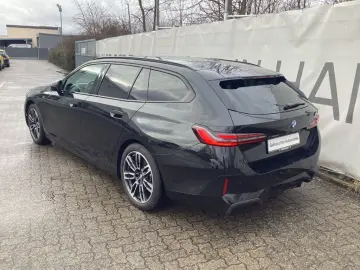BMW 520 i M-Sport PRO 19'' AHK ICONIC AdLE…