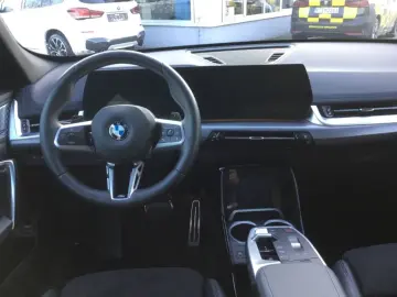 BMW X1 18i M-Sport Sommer19'' PANO H K AdL…