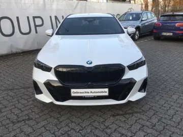 BMW 520 i M-Sport PRO Sommer19'' AHK ICONI…