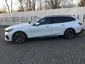 BMW 520 i M-Sport PRO Sommer19'' AHK ICONI…