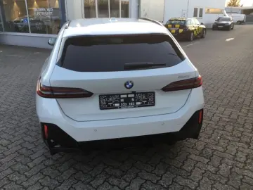 BMW 520 i M-Sport PRO Sommer19'' AHK ICONI…