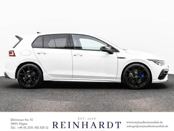 VW GOLF R PERFORMANCE IQ-L ACC HuD R-SITZ AKRAPOVIC