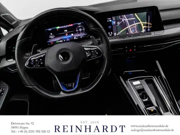 VW GOLF R PERFORMANCE IQ-L ACC HuD R-SITZ AKRAPOVIC