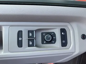 VW T7 Multivan Lang LÜ eHybrid Energetic HUD ACC