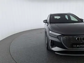 AUDI Q4 e-tron 50 quattro Navi Komfortpaket-Plus