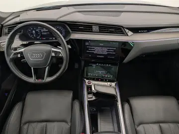 AUDI e-tron Sportback S quattro 95kWh Matrix AHK Pano