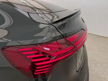 AUDI e-tron Sportback S quattro 95kWh Matrix AHK Pano