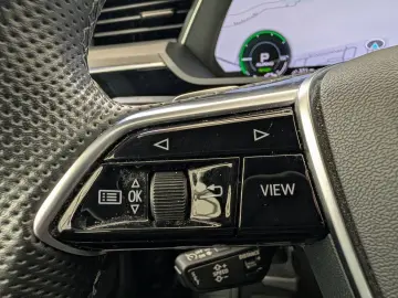 AUDI e-tron Sportback S quattro 95kWh Matrix AHK Pano