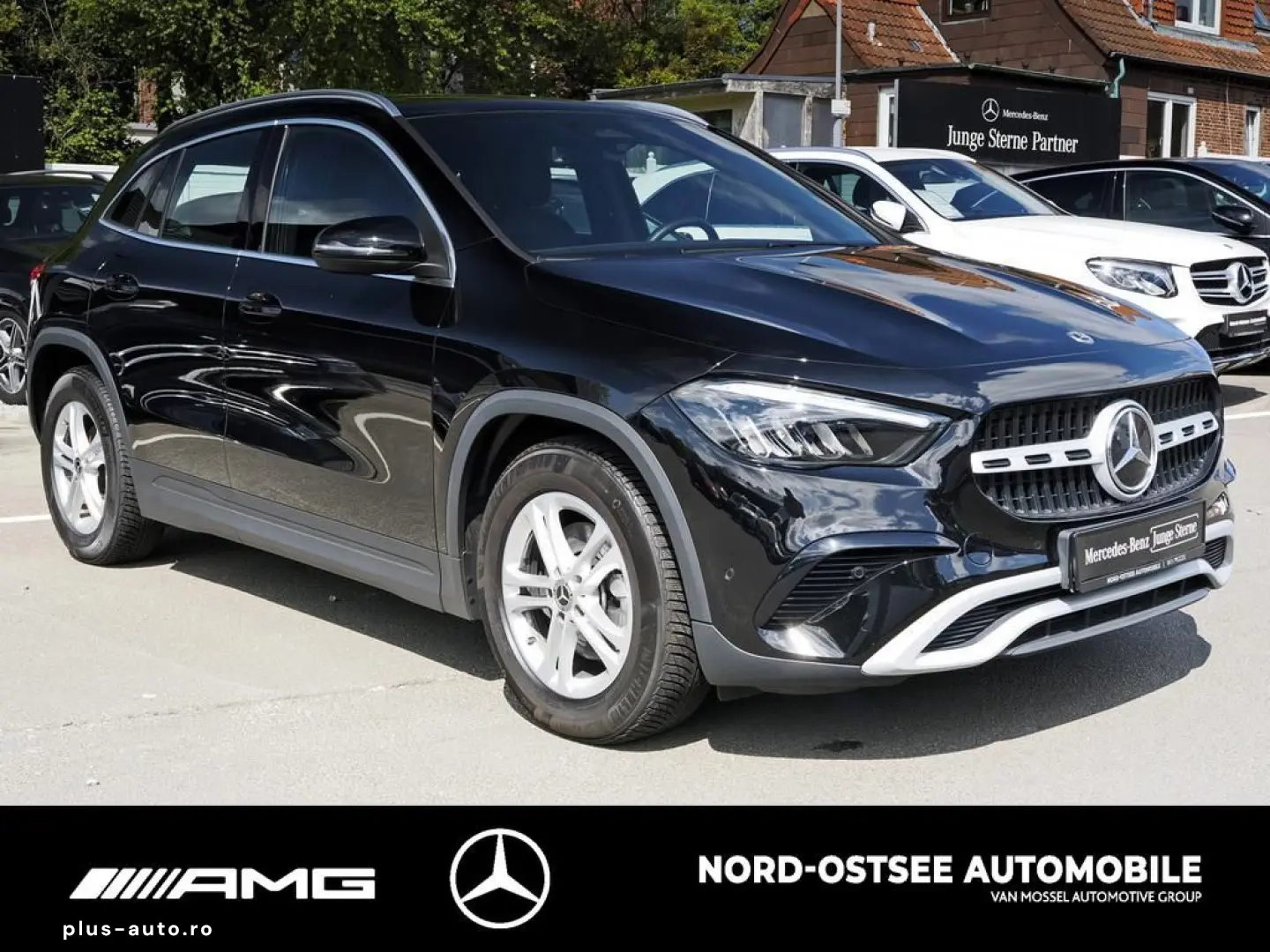 MERCEDES-BENZ GLA 200 ADVANCED SHZ KAMERA LED NAVI DCT