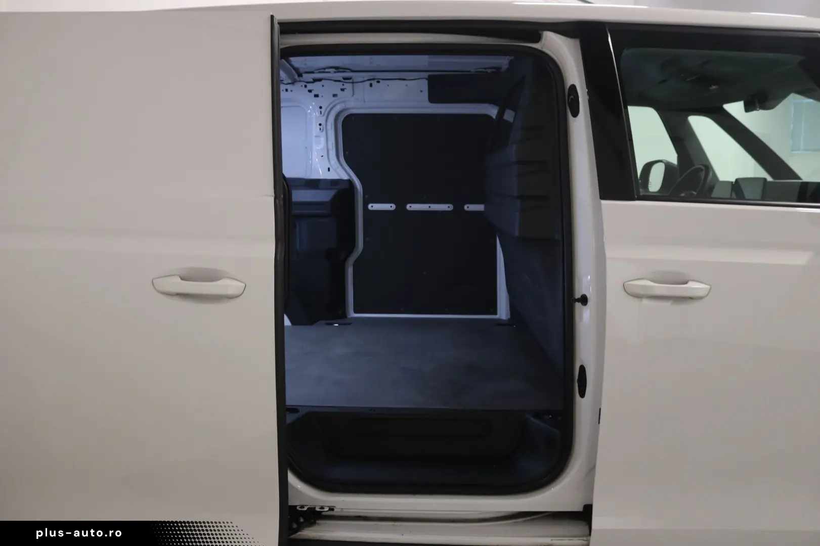 VW ID. Buzz Cargo 82 kw h-Navi-KAM-AHK-LED-SHZ-CCS-