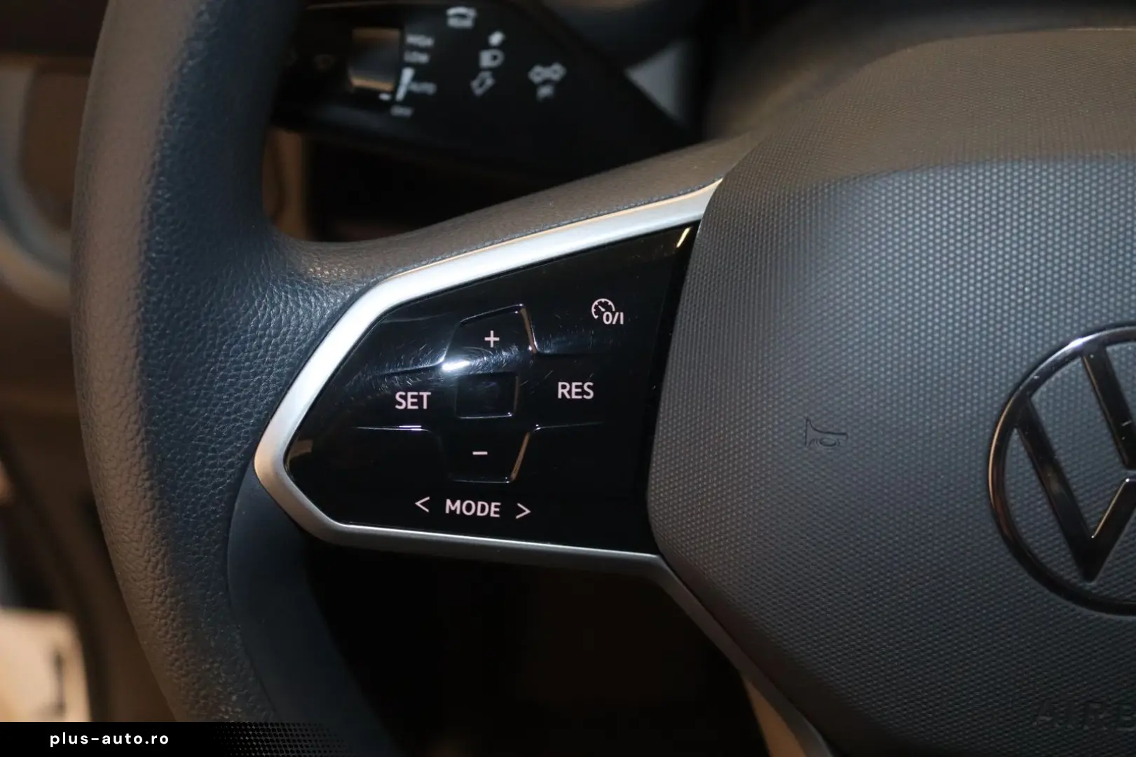 VW ID. Buzz Cargo 82 kw h-Navi-KAM-AHK-LED-SHZ-CCS-