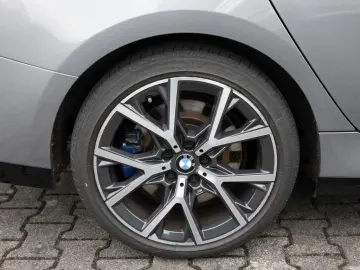 BMW M235i Gran Coupe xDrive LED NAVI SHZ PDC KLIMA