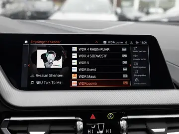 BMW M235i Gran Coupe xDrive LED NAVI SHZ PDC KLIMA