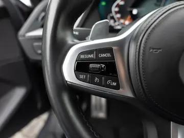 BMW M235i Gran Coupe xDrive LED NAVI SHZ PDC KLIMA