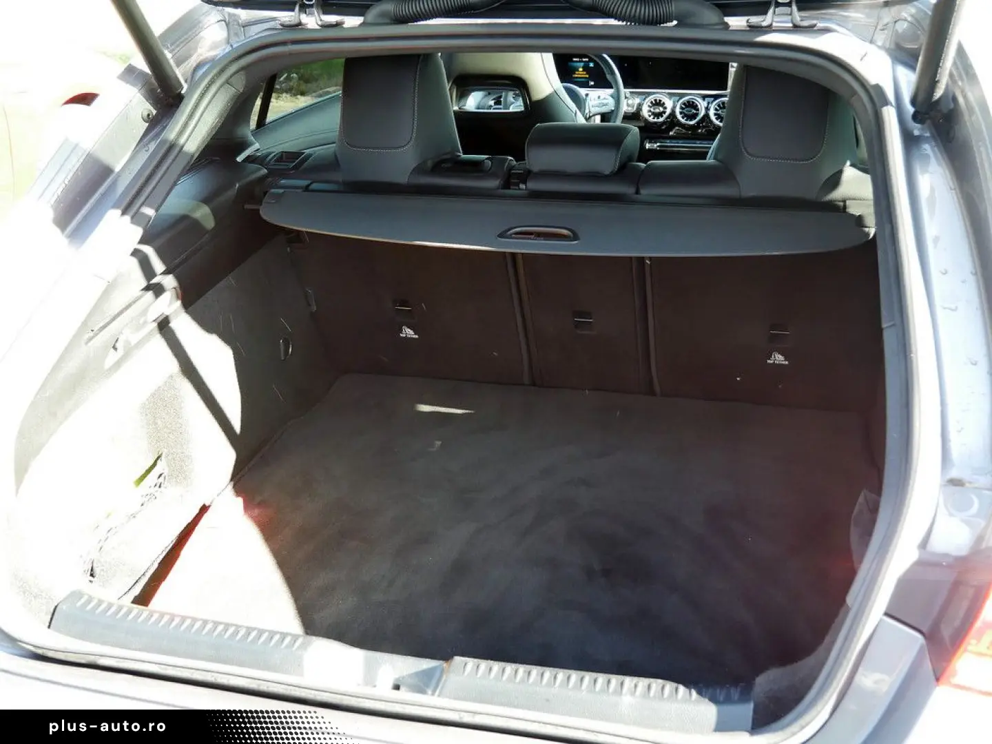 MERCEDES-BENZ CLA 250 SB 4M AMG Line Distr. LED Pano&hellip;
