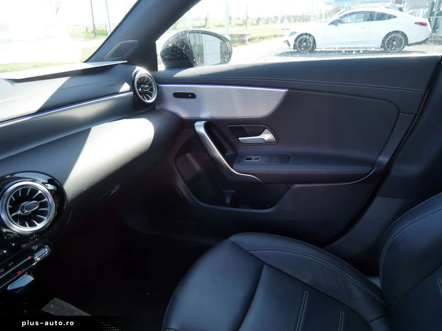 MERCEDES-BENZ CLA 250 SB 4M AMG Line Distr. LED Pano&hellip;
