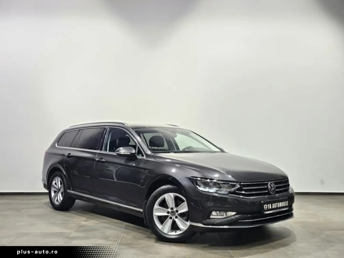 VW Passat 4Motion Sport Led Navi Leder AHK Kamera