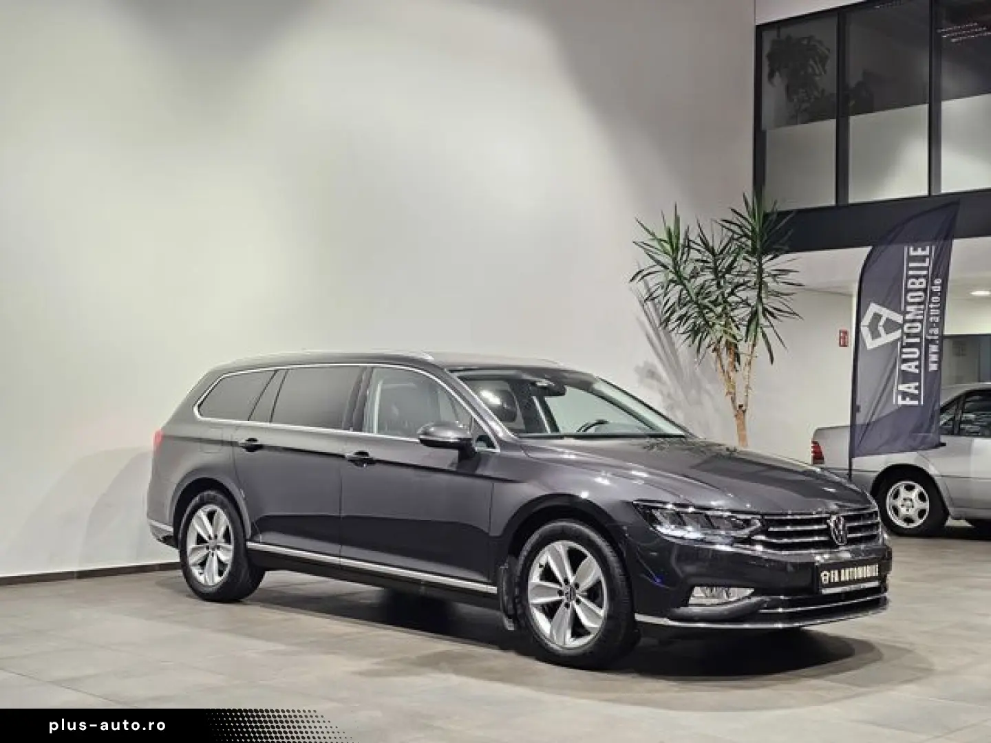 VW Passat 4Motion Sport Led Navi Leder AHK Kamera