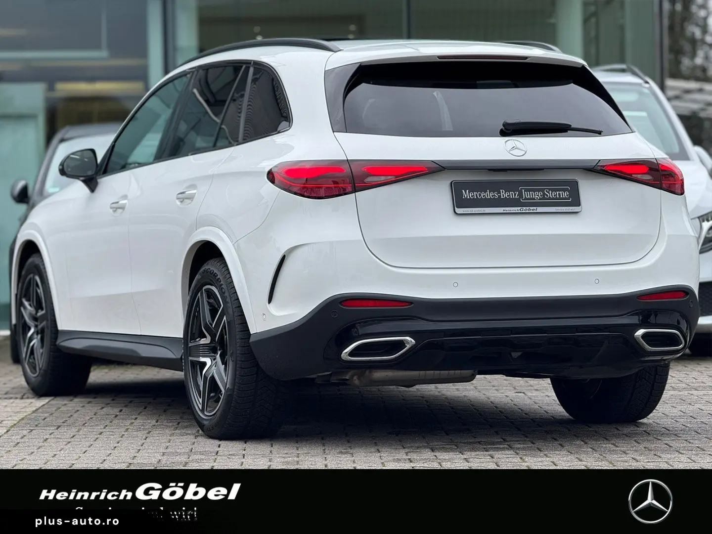 MERCEDES-BENZ GLC 220 d 4M AMG AHK PANO DISTRONIC 360 KAMERA
