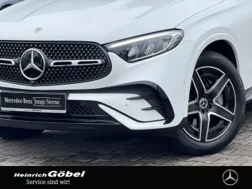 MERCEDES-BENZ GLC 220 d 4M AMG AHK PANO DISTRONIC 360 KAMERA