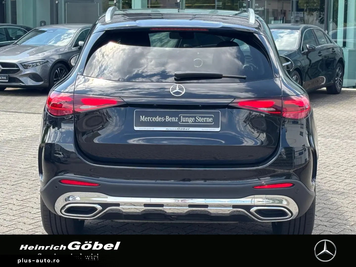 MERCEDES-BENZ GLC 300 4M AMG PANO AHK 360 KAMERA MEMORY