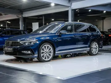 VW Passat 2.0 TDI DSG 2x R-Line STAHZG H&K PANO AHK