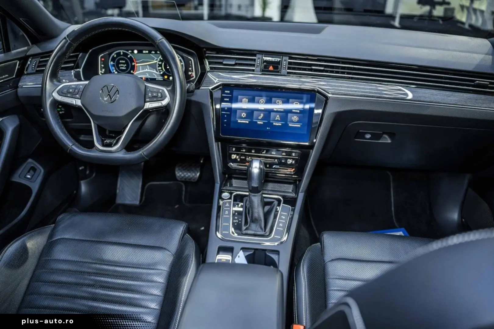VW Passat 2.0 TDI DSG 2x R-Line STAHZG H&K PANO AHK