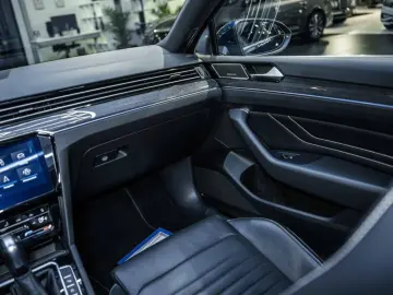 VW Passat 2.0 TDI DSG 2x R-Line STAHZG H&K PANO AHK