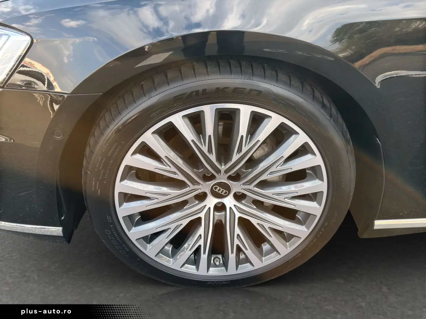 AUDI A8 50 TDI QUATTRO  PANO HD MATRIX HEAD UP 20ZOLL