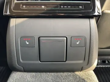 AUDI A8 50 TDI QUATTRO  PANO HD MATRIX HEAD UP 20ZOLL