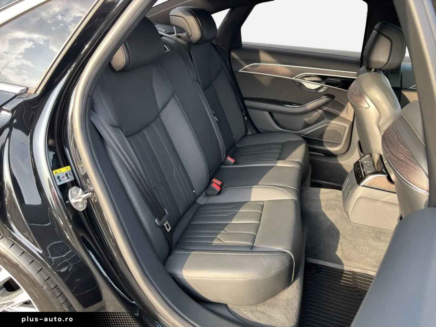 AUDI A8 50 TDI QUATTRO  PANO HD MATRIX HEAD UP 20ZOLL