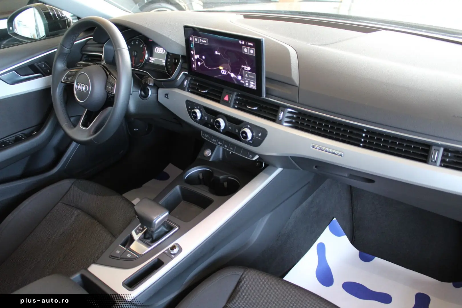 AUDI A4 Avant 40 TFSI quattro S tro S line sport