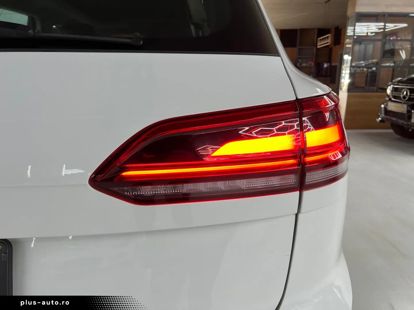 VW Touareg 4Motion 3.0 TSI PANO LED VIRTUAL LUFT CA