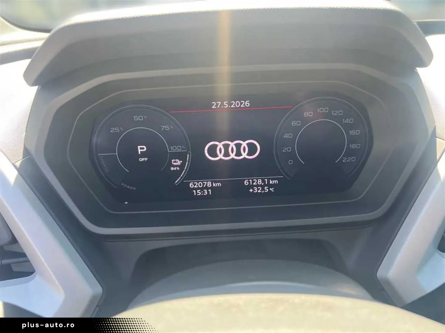 AUDI Q4 e-tron 45 quattro 82 kWh MMI plus Pano