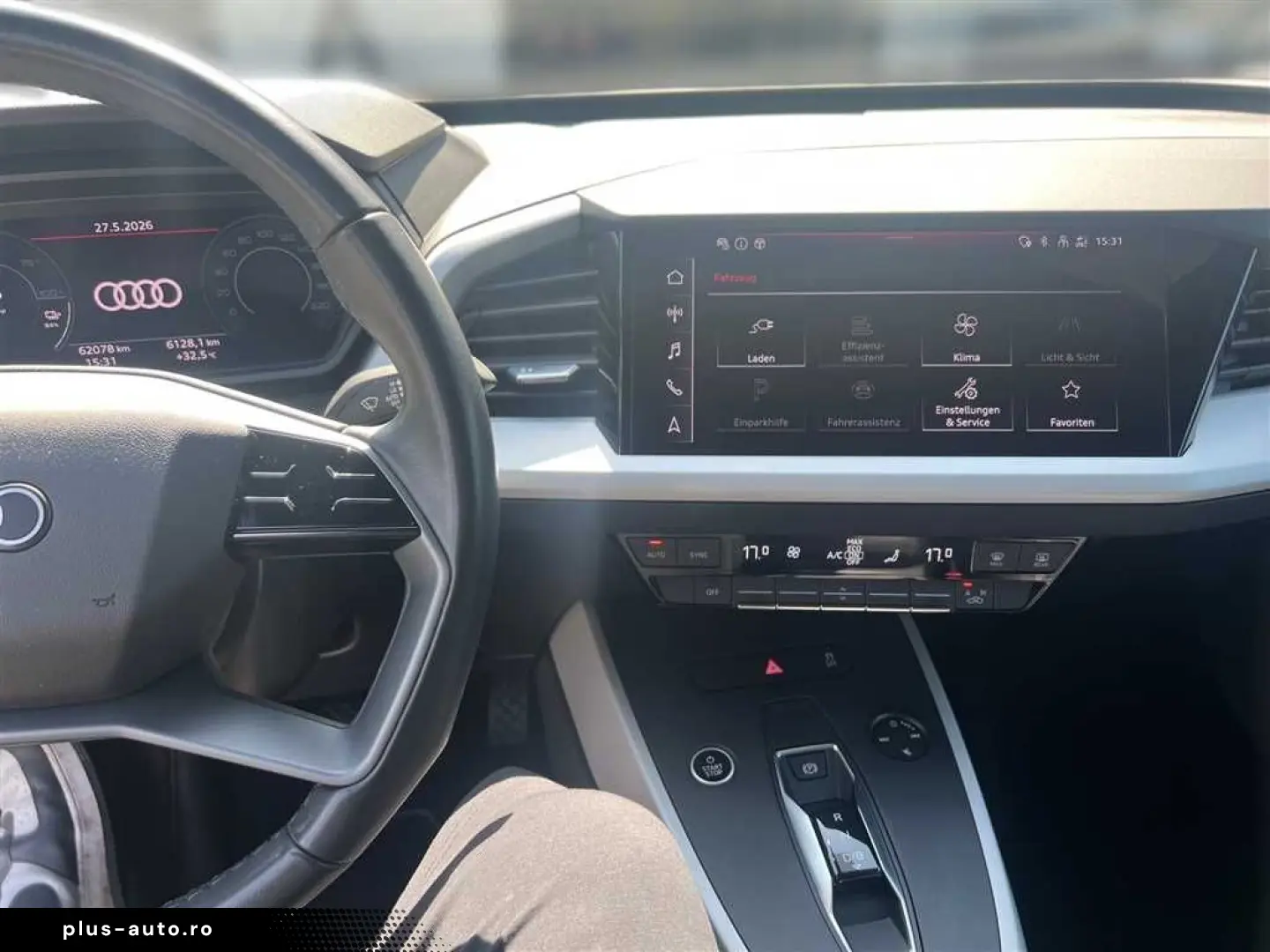 AUDI Q4 e-tron 45 quattro 82 kWh MMI plus Pano