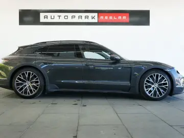 PORSCHE Taycan Cross Turismo 4 Offroad Design Pano 360