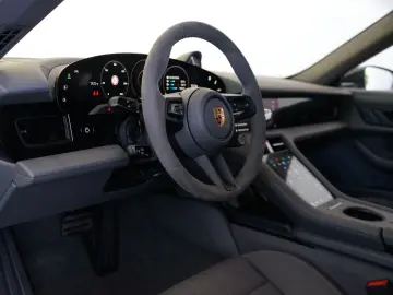 PORSCHE Taycan Cross Turismo 4 Offroad Design Pano 360