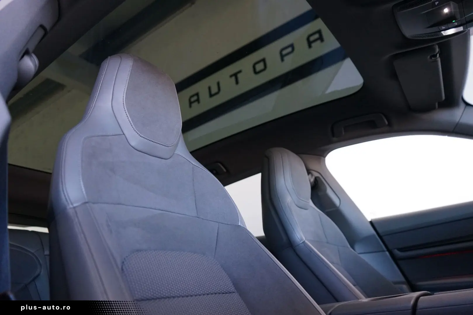 PORSCHE Taycan Cross Turismo 4 Offroad Design Pano 360