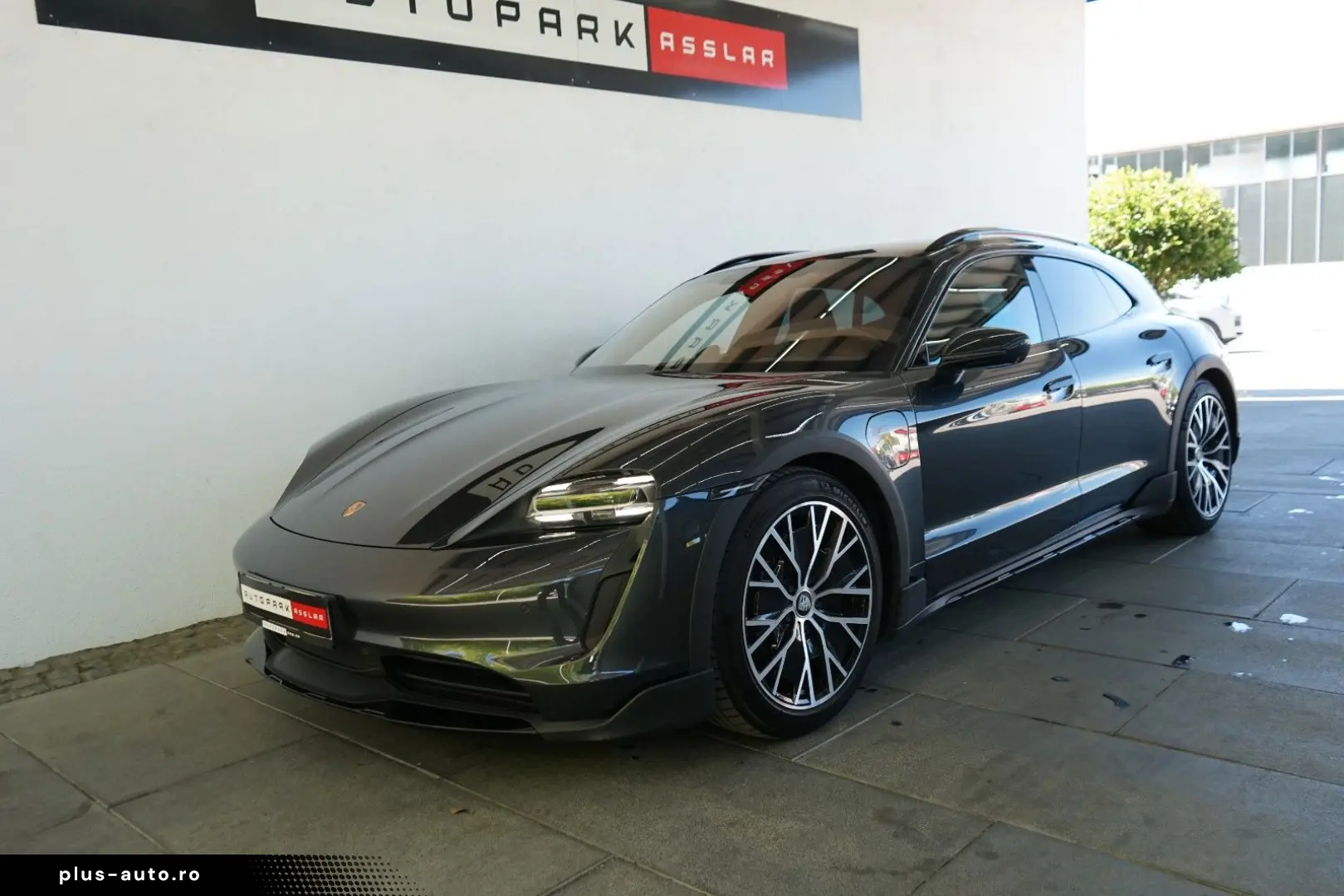 PORSCHE Taycan Cross Turismo 4 Offroad Design Pano 360