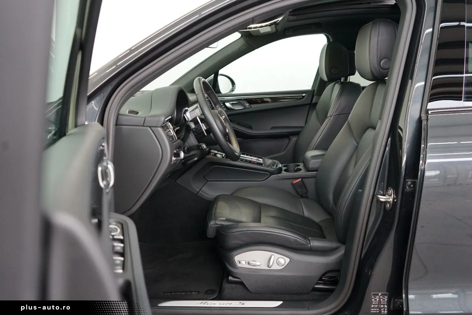 PORSCHE Macan S MY23 Pano Luft Sitzklima 14W ACC CAM 21z