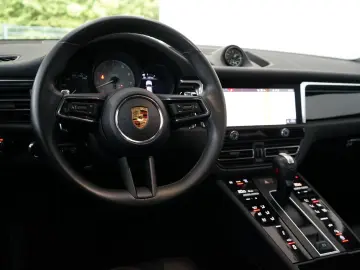 PORSCHE Macan S MY23 Pano Luft Sitzklima 14W ACC CAM 21z