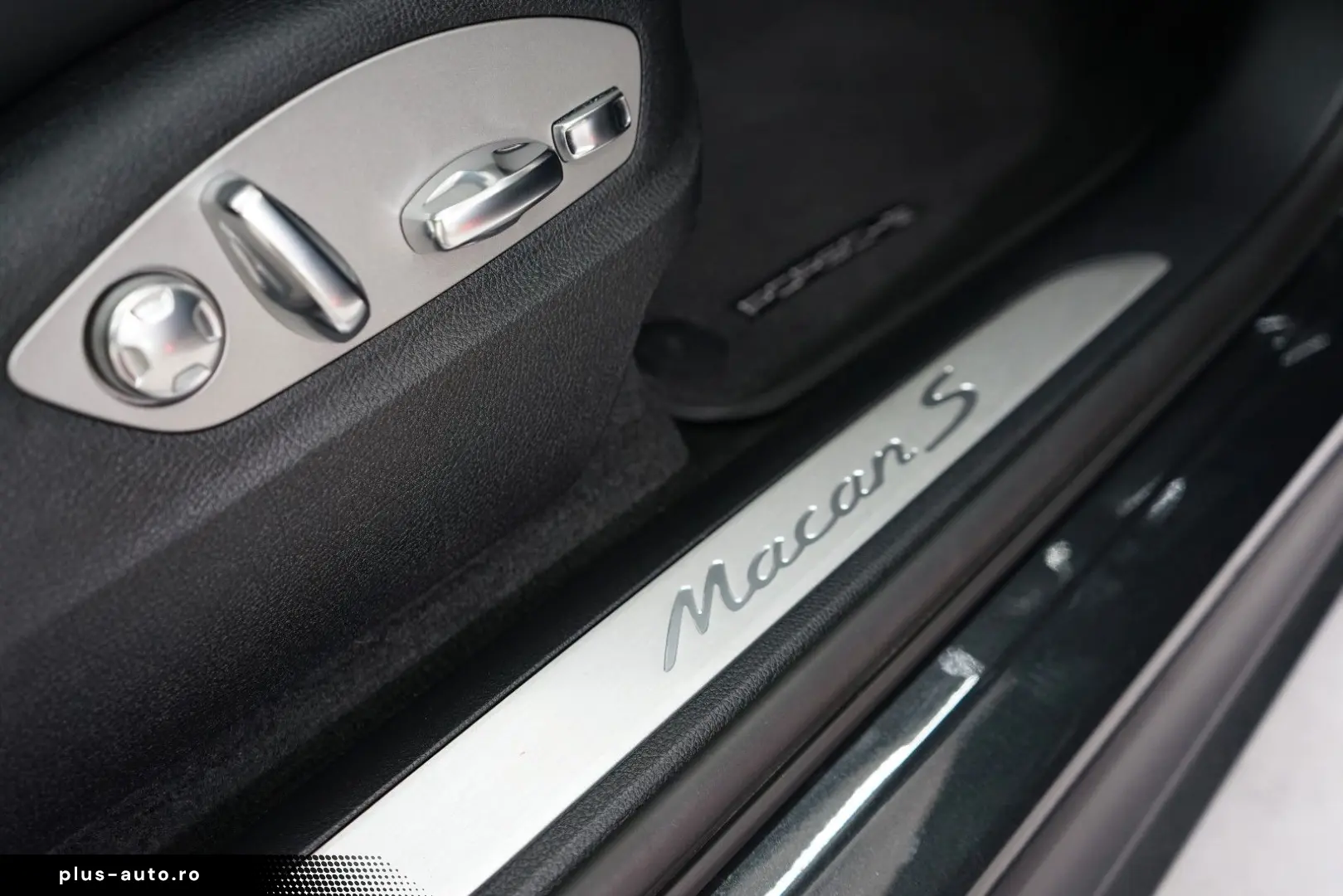PORSCHE Macan S MY23 Pano Luft Sitzklima 14W ACC CAM 21z