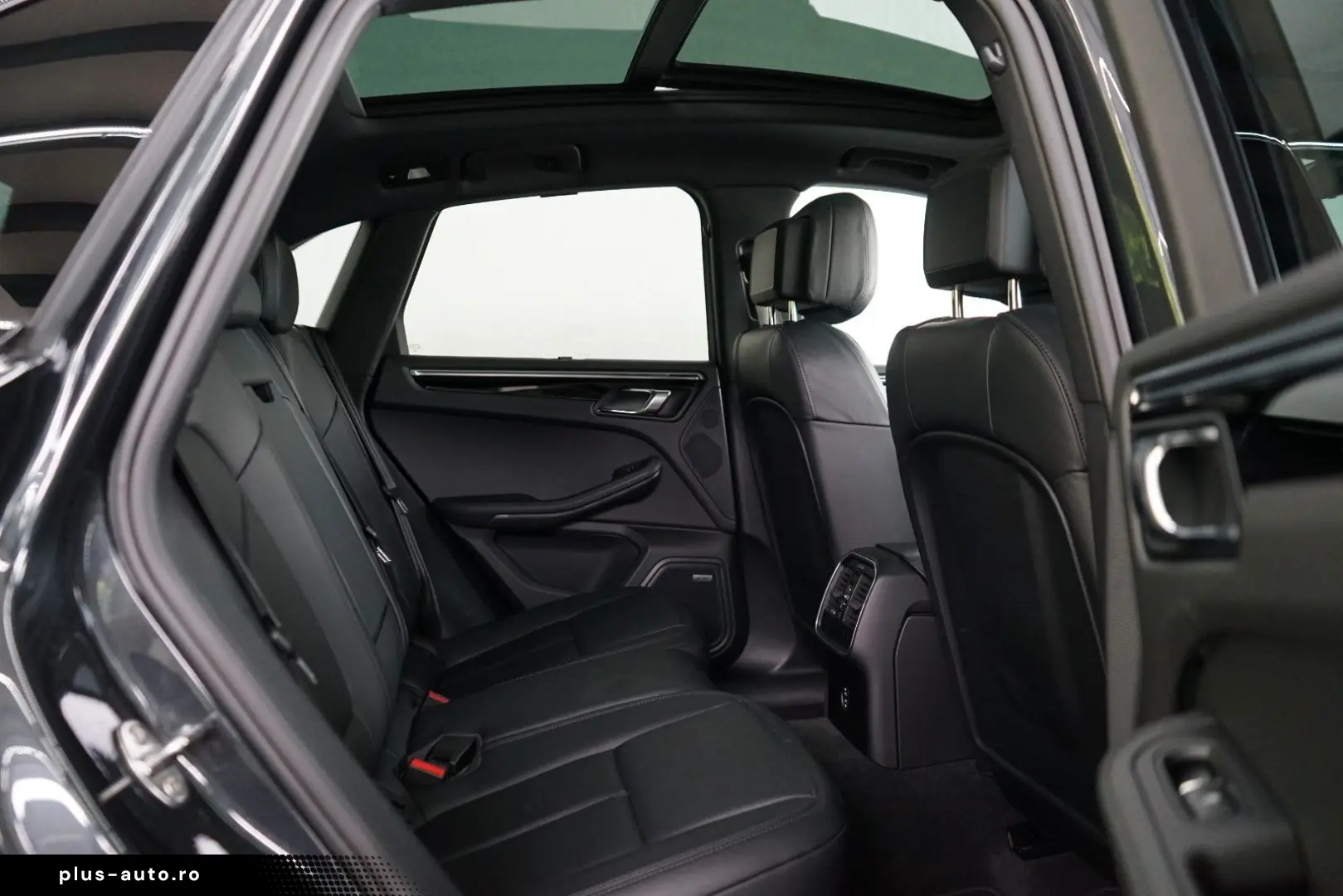 PORSCHE Macan S MY23 Pano Luft Sitzklima 14W ACC CAM 21z