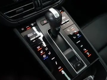 PORSCHE Macan S MY23 Pano Luft Sitzklima 14W ACC CAM 21z