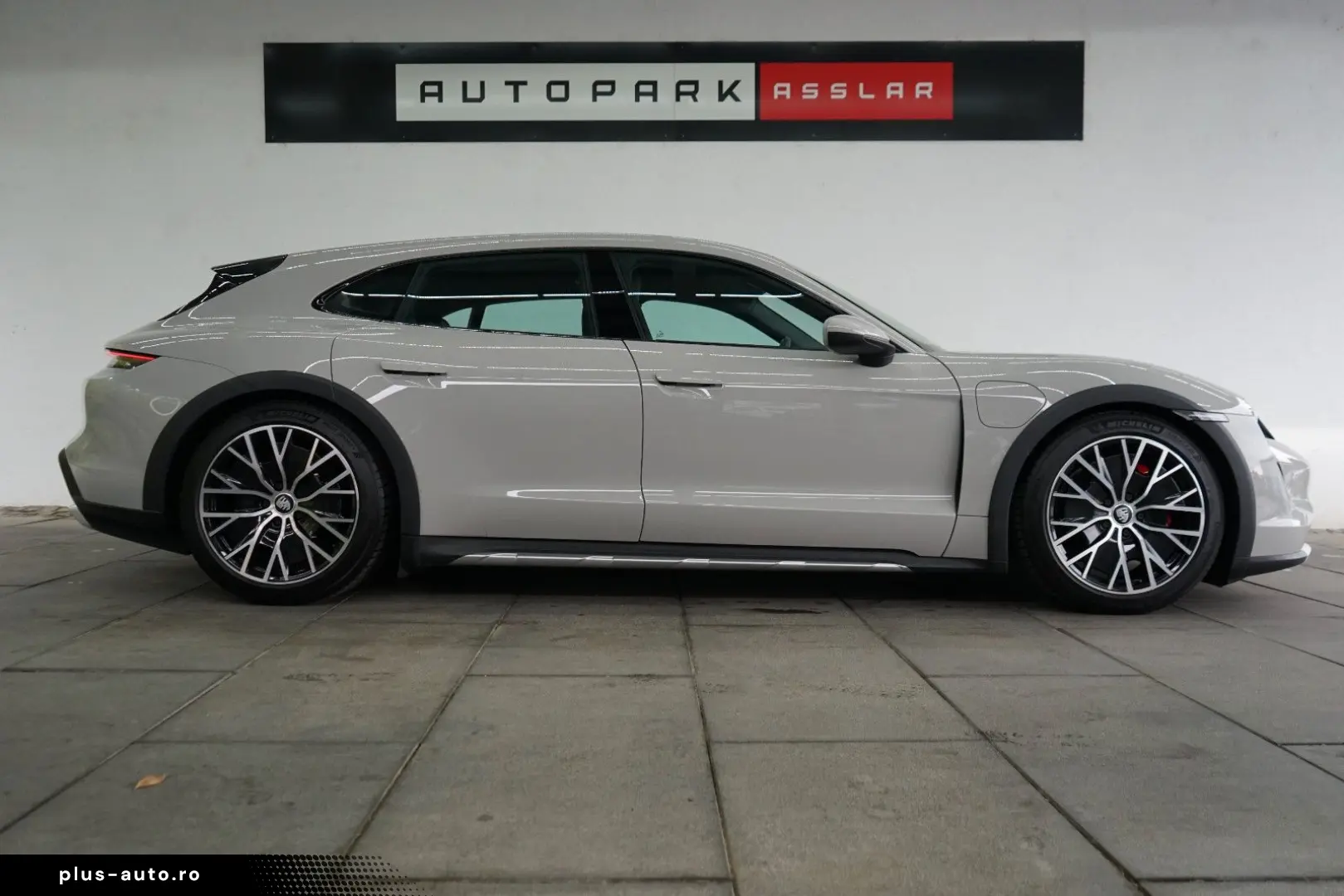 PORSCHE Taycan Cross Turismo 4 S Kreide HAL PANO 14W