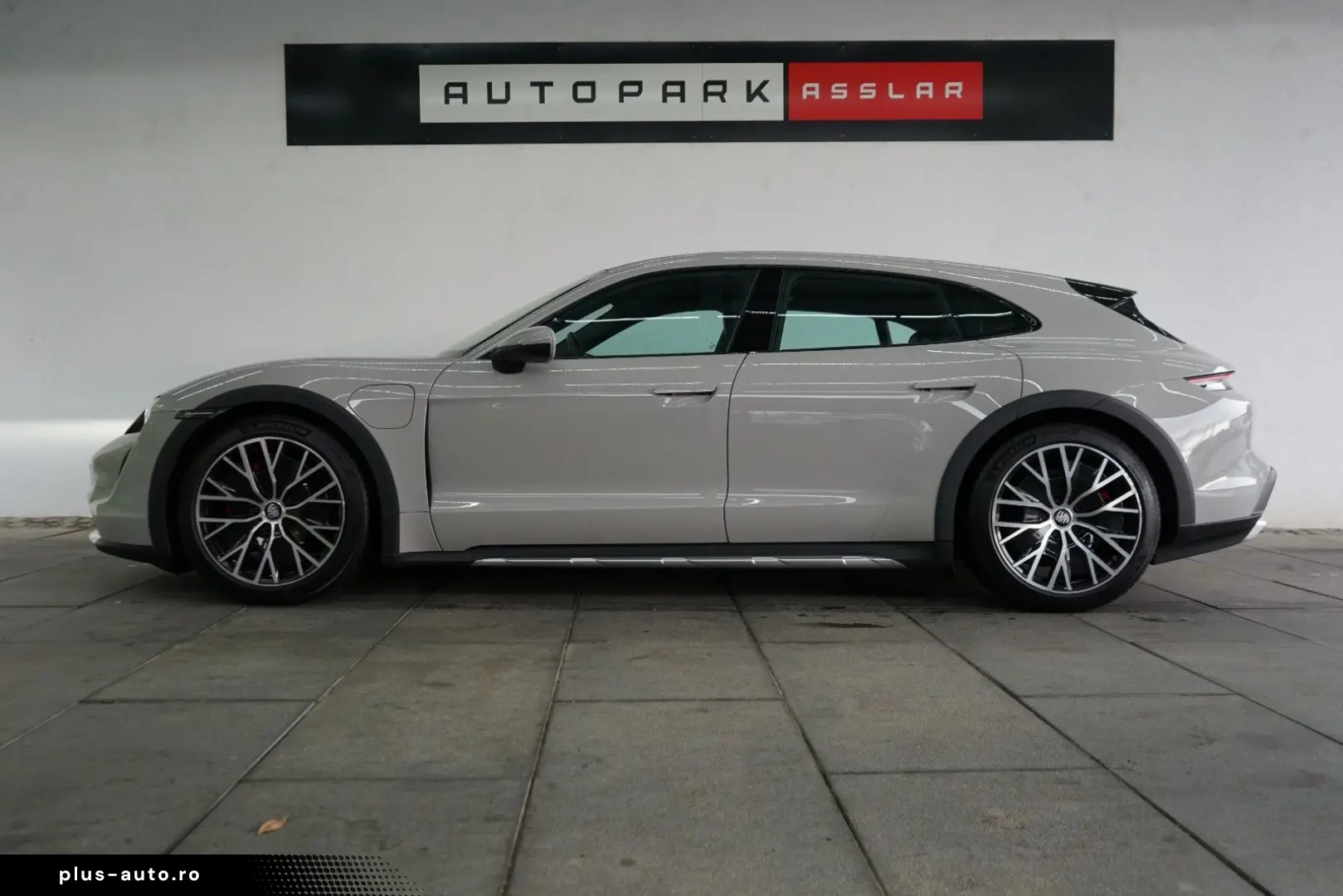 PORSCHE Taycan Cross Turismo 4 S Kreide HAL PANO 14W