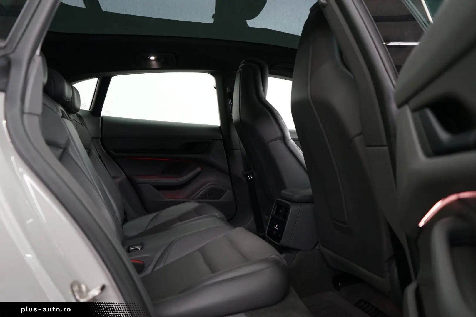 PORSCHE Taycan Cross Turismo 4 S Kreide HAL PANO 14W